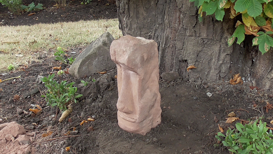 under chezzy tree 2.png
