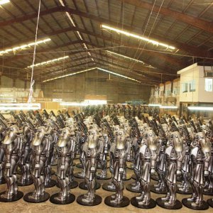 Brotherhood of Steel life-size promotion figure #3