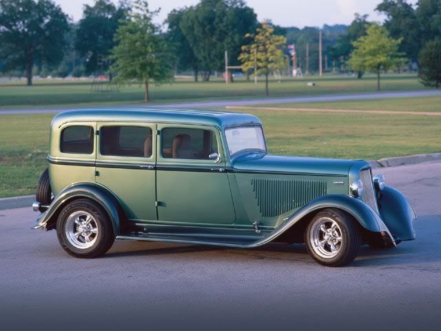 1933DodgeSedan_Side.jpg