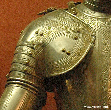 armour-shoulder-pad.jpg