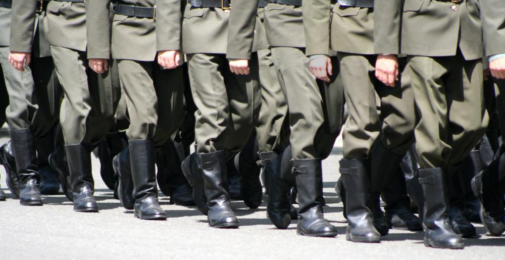 marching-infantry-wearing-boots.jpg
